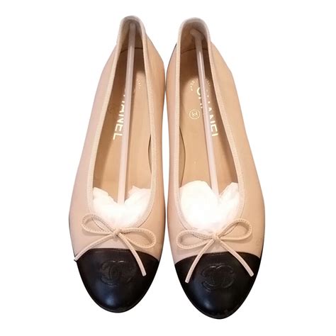 chanel beige patent leather shoes